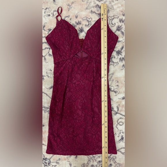 Line & Dot Urban Outfitters Lace Bodycon Mini Dress Size XS - Picture 8 of 9